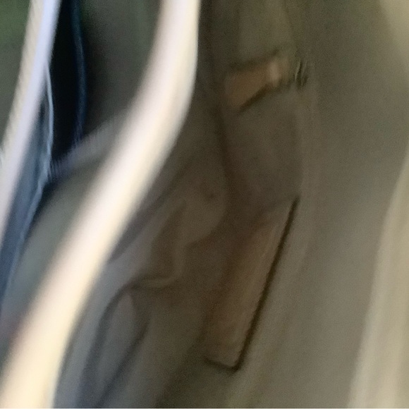 Coach Peyton Tattersall in NEW CONDITION! - Picture 8 of 9